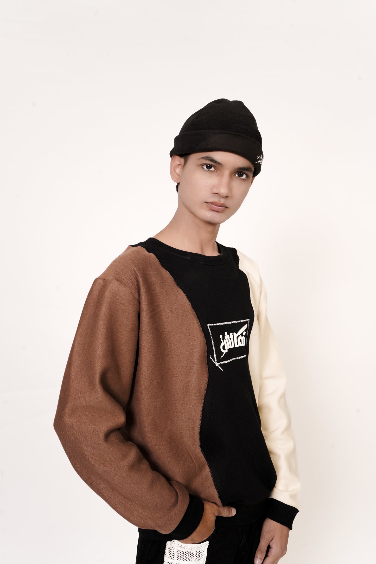 SIDED PANEL SWEATSHIRT