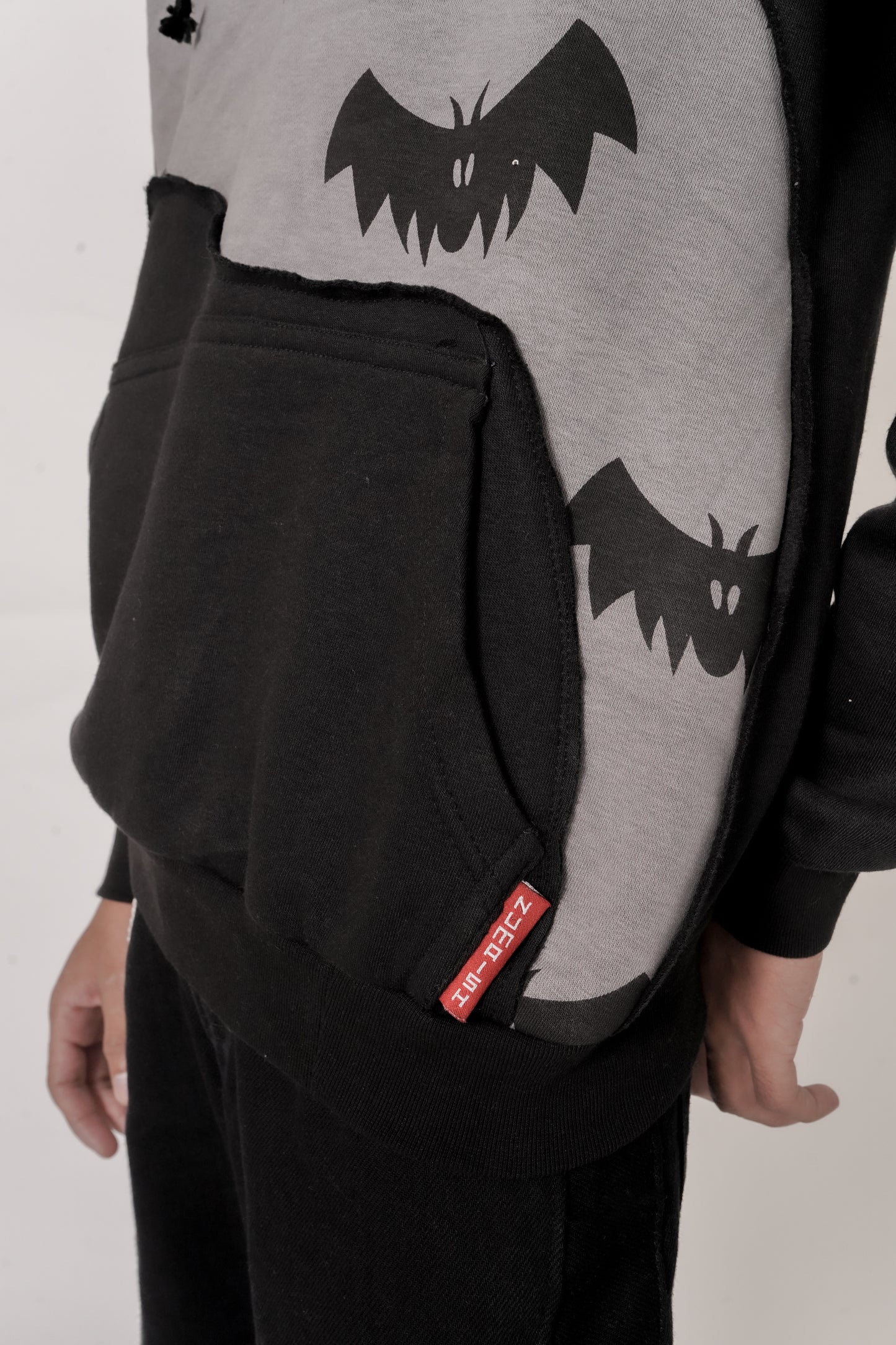 NIGHT CRAWLER HOODIE