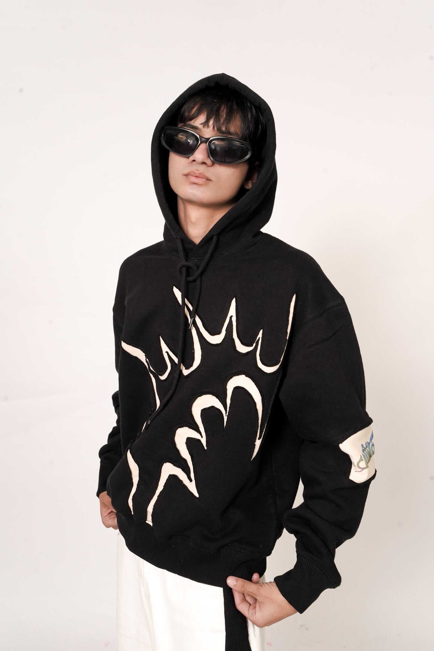 BURNOUT BLACK HOODIE