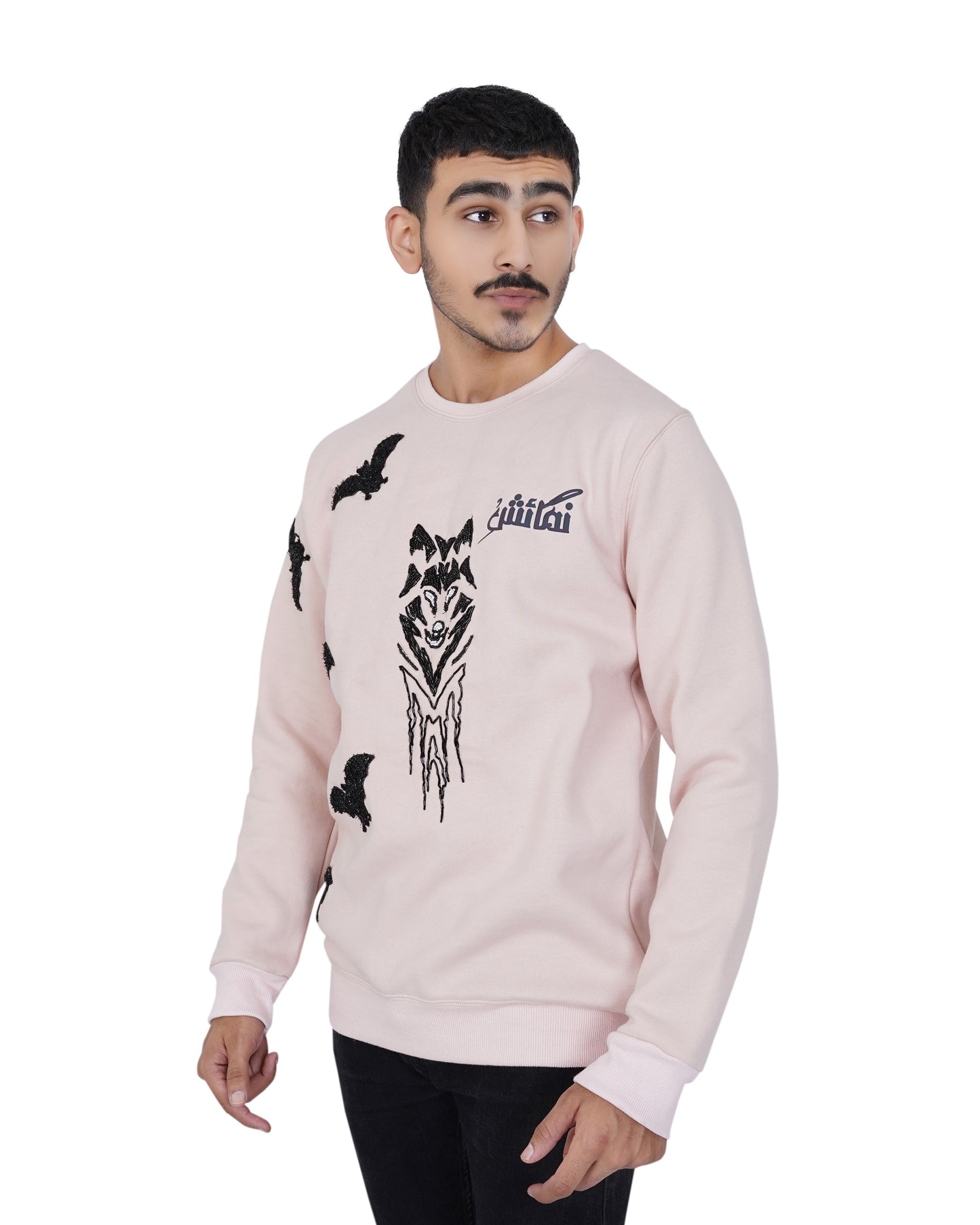 WOLF EMBELLISHMENT SWEATSHIRT